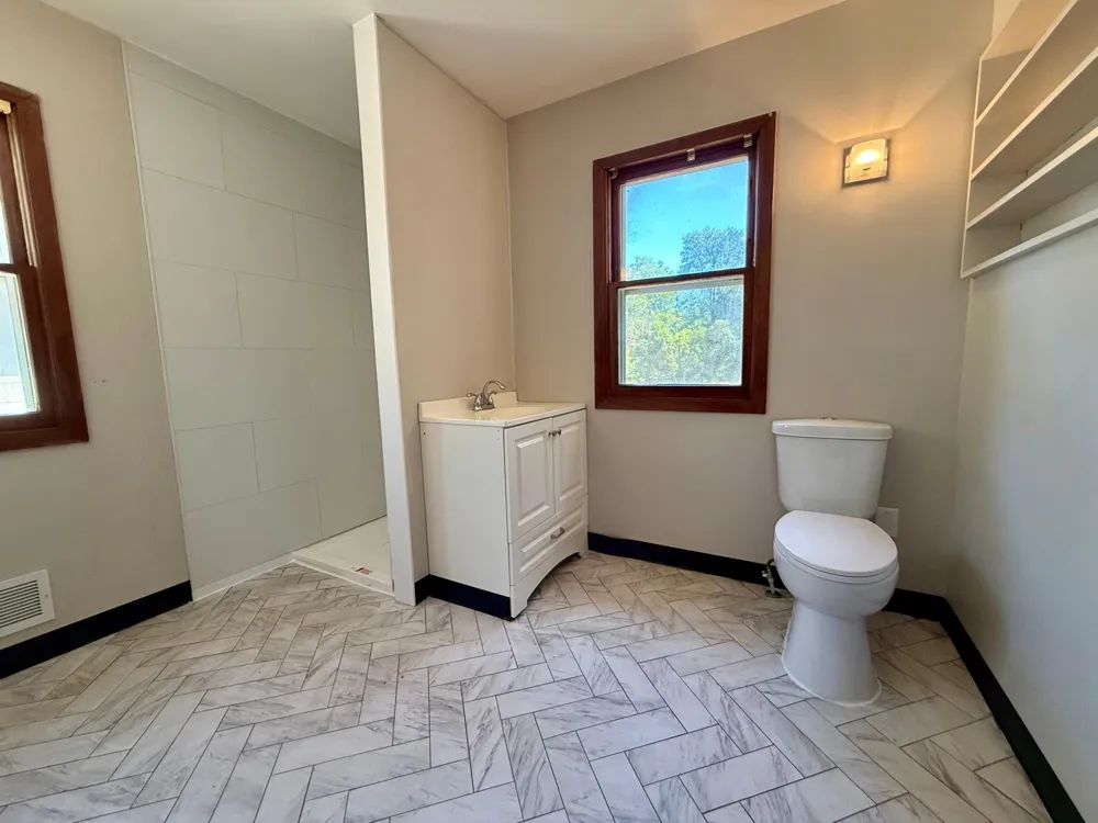 5300 W River Road NW Rochester, MN 55901
