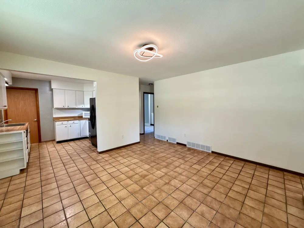 5300 W River Road NW Rochester, MN 55901