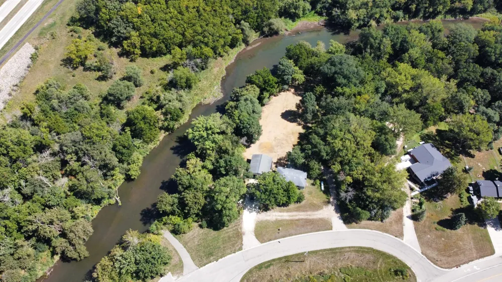 5300 W River Road NW Rochester, MN 55901