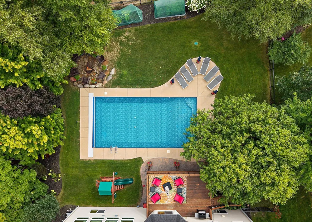 10742 Maple Boulevard Woodbury, MN 55129
