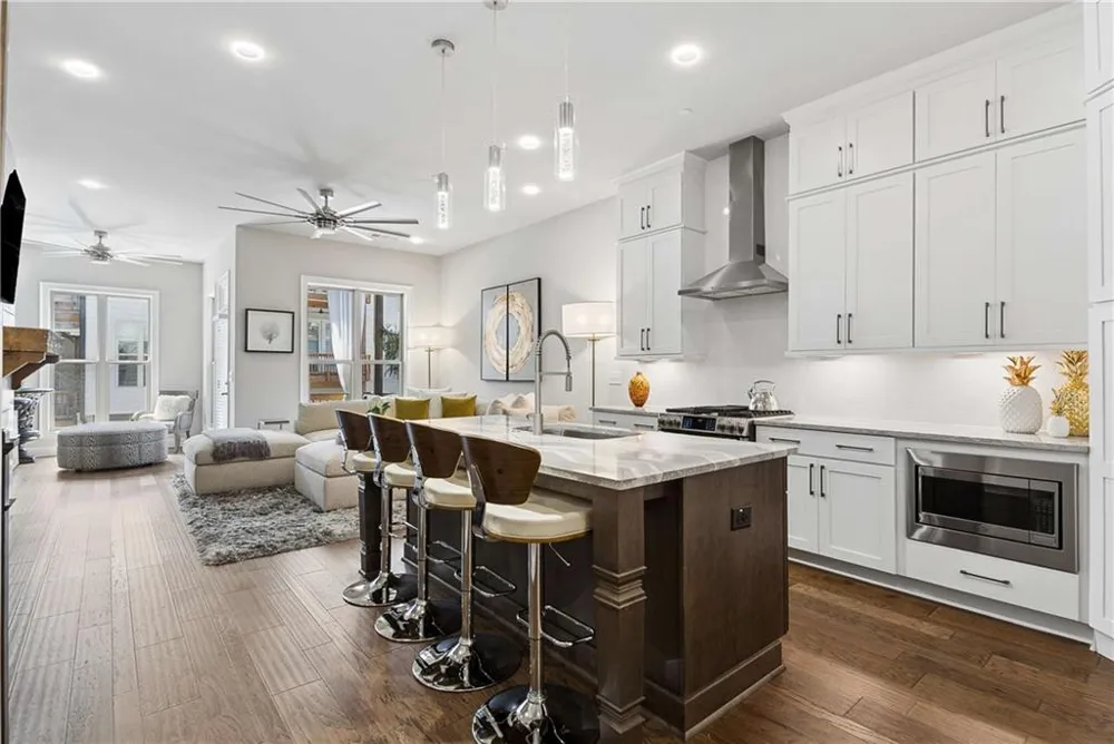 4351 Parkside Place Sandy Springs, GA 30342