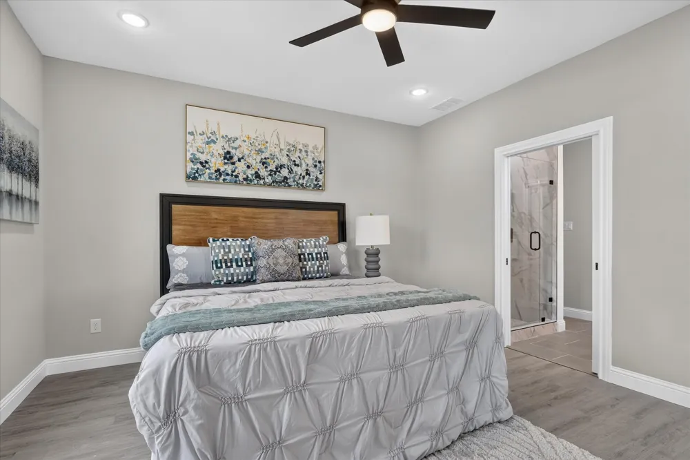 808 Premier Grand Prairie, TX 75051