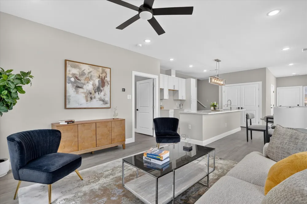 804 Premier Grand Prairie, TX 75051