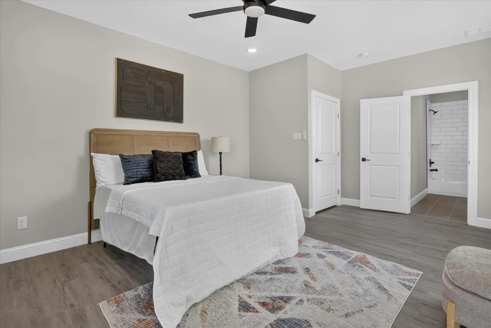 804 Premier Grand Prairie, TX 75051