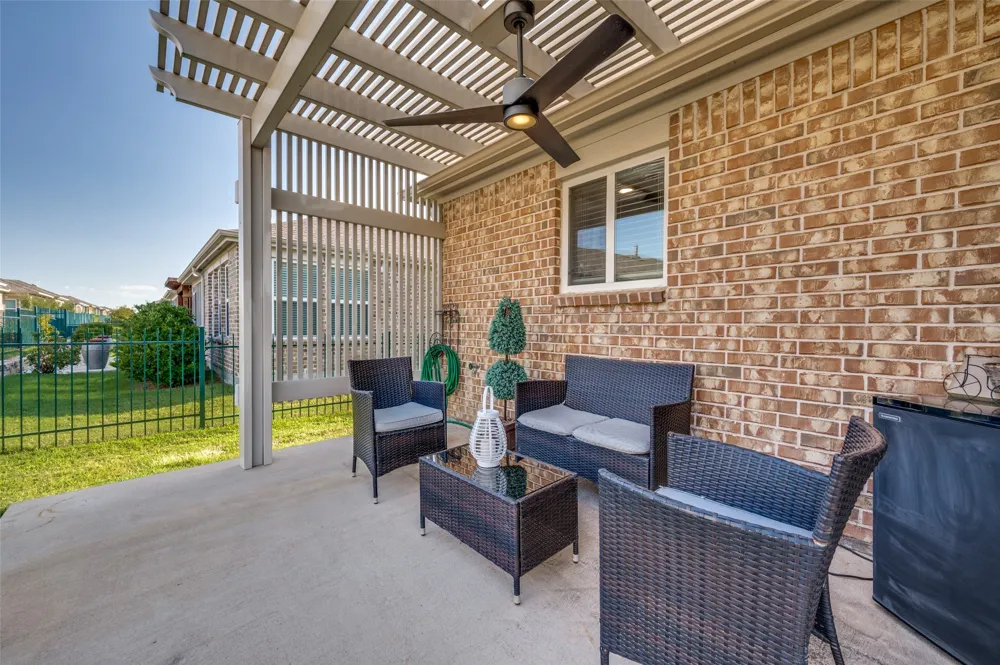 8946 Twin Pines Lane Frisco, TX 75036