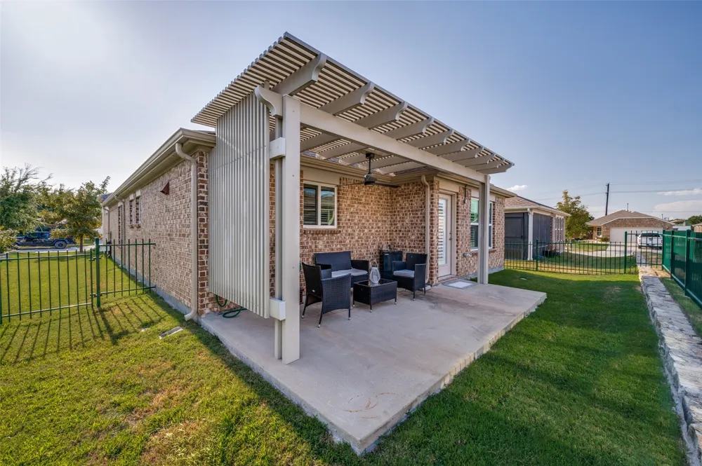 8946 Twin Pines Lane Frisco, TX 75036