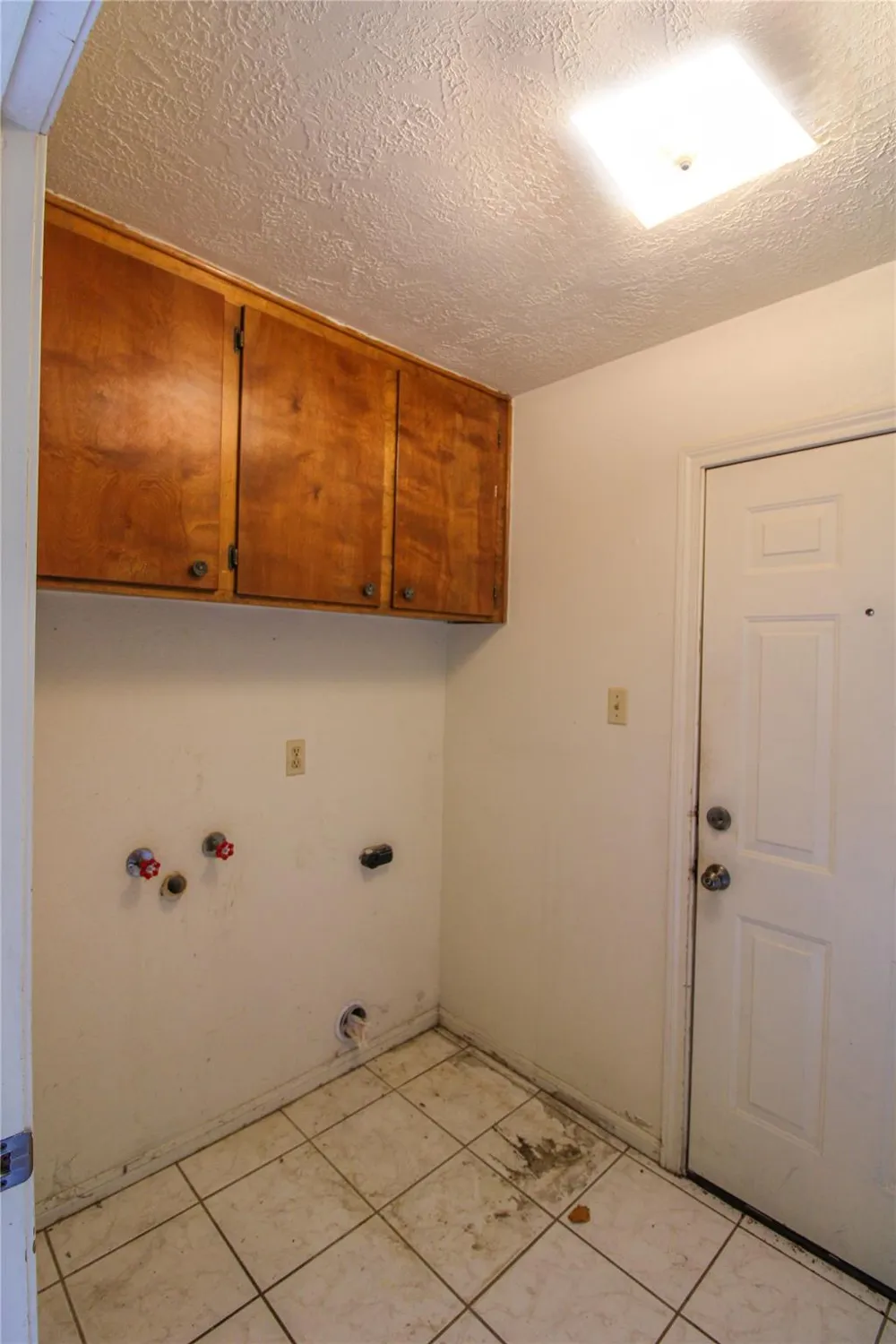 2 Elm Place Angleton, TX 77515