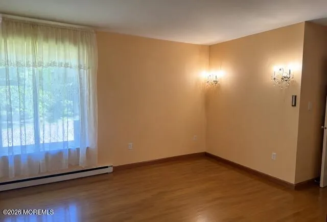 147 Amberly Drive #G Manalapan, NJ 07726