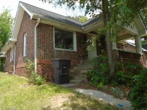 604 Chandler Avenue
