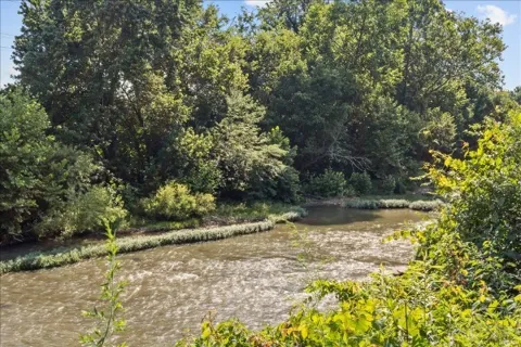 1446 Old Hillsboro Rd