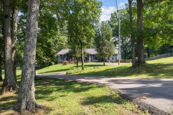 1446 Old Hillsboro Rd Franklin, TN 37069