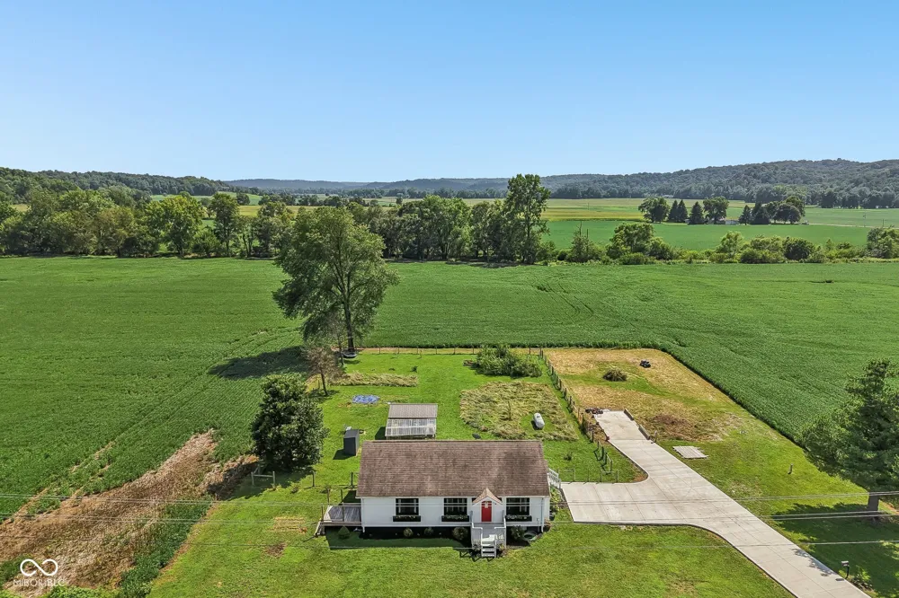 2225 Cramertown Martinsville, IN 46151