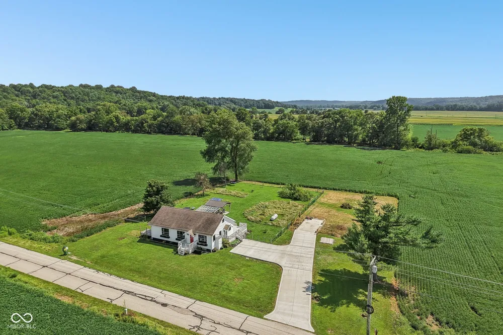 2225 Cramertown Martinsville, IN 46151