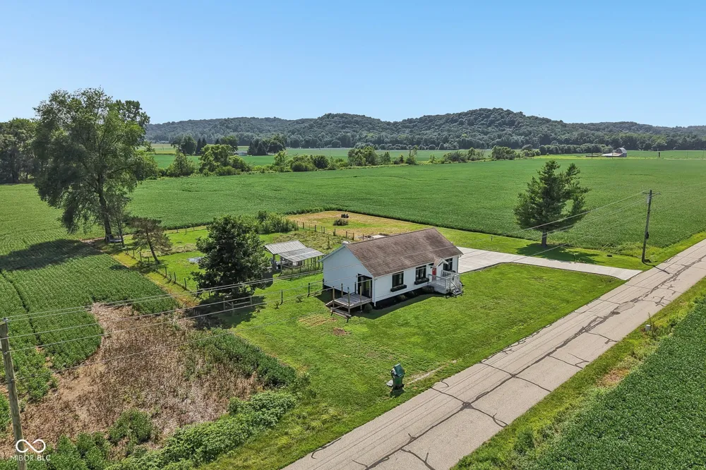 2225 Cramertown Martinsville, IN 46151