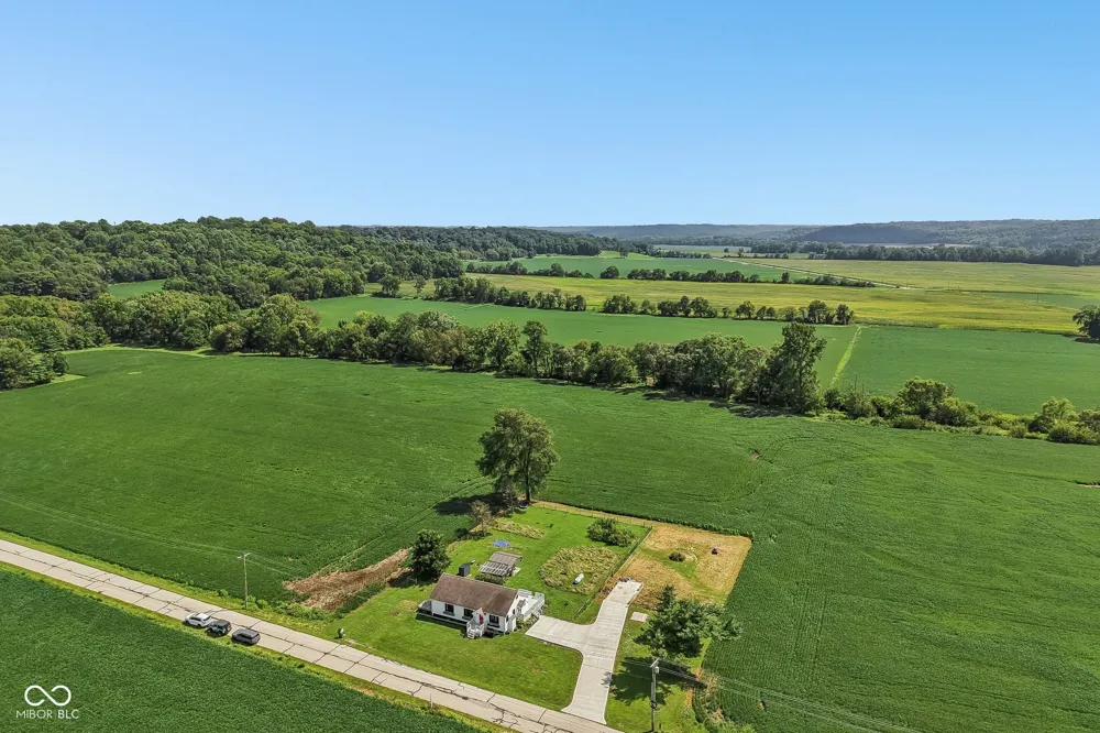2225 Cramertown Martinsville, IN 46151