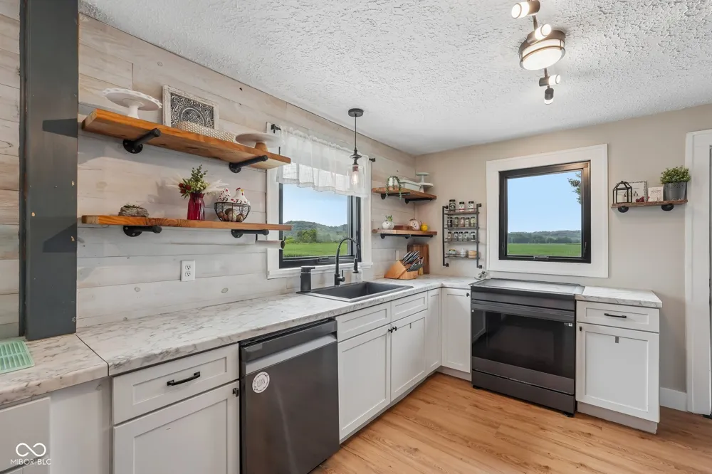 2225 Cramertown Martinsville, IN 46151