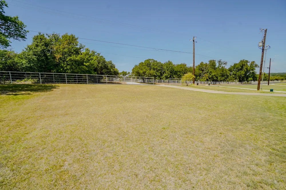 650 Finney Drive Weatherford, TX 76085
