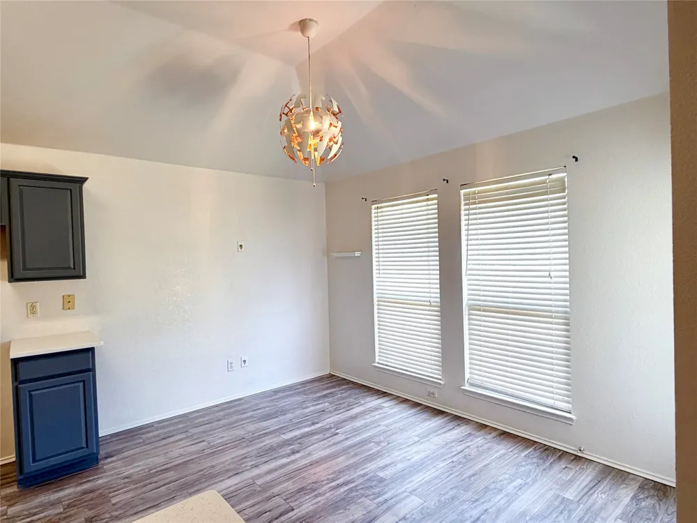 619 Douglas Drive Mansfield, TX 76063