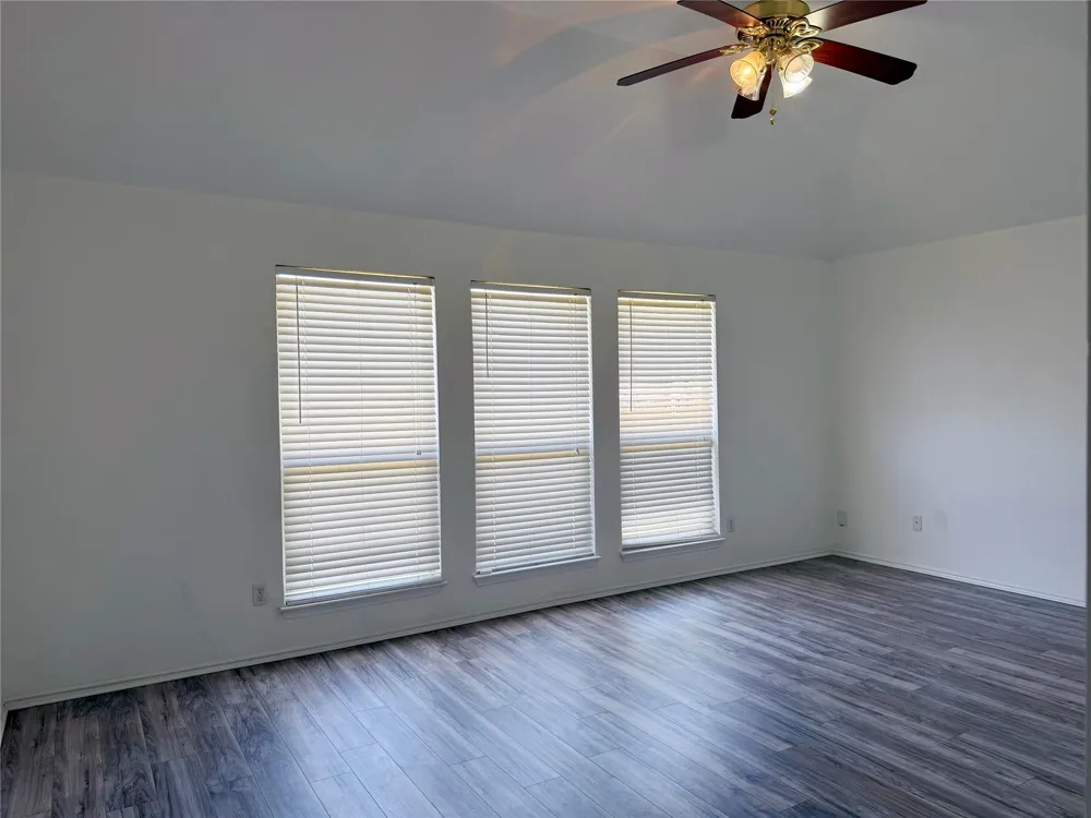 619 Douglas Drive Mansfield, TX 76063