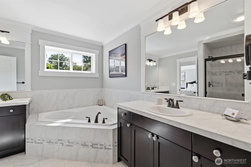 14813 99th Place NE Bothell, WA 98011