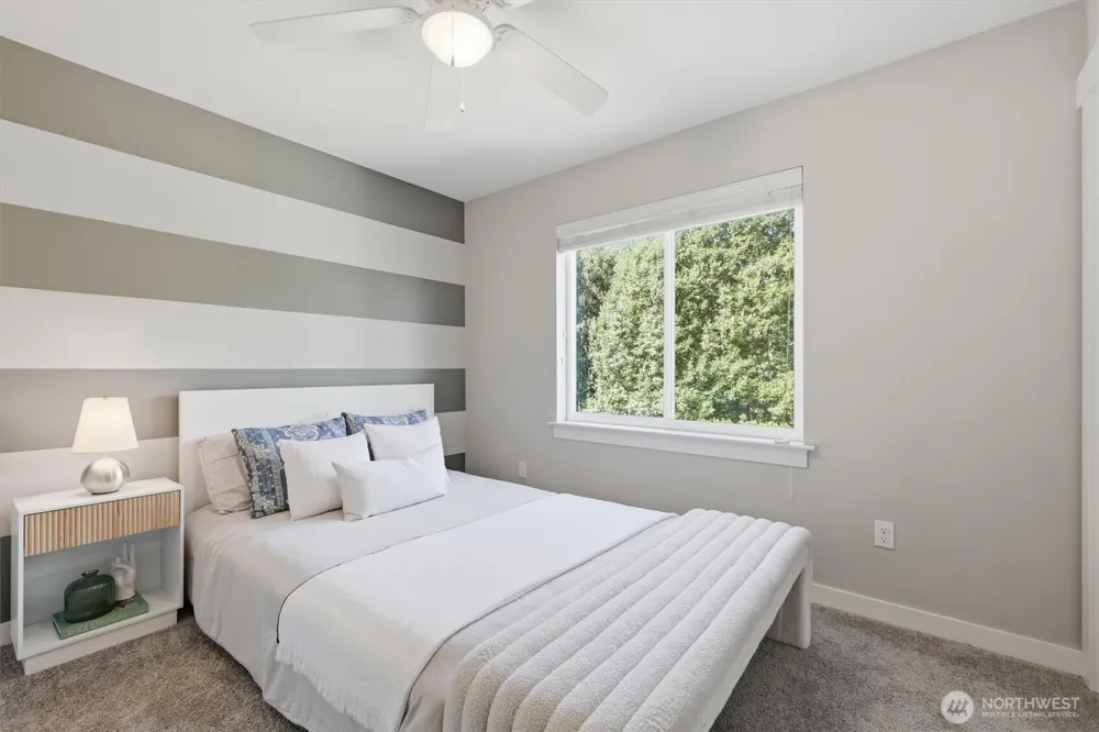 14813 99th Place NE Bothell, WA 98011
