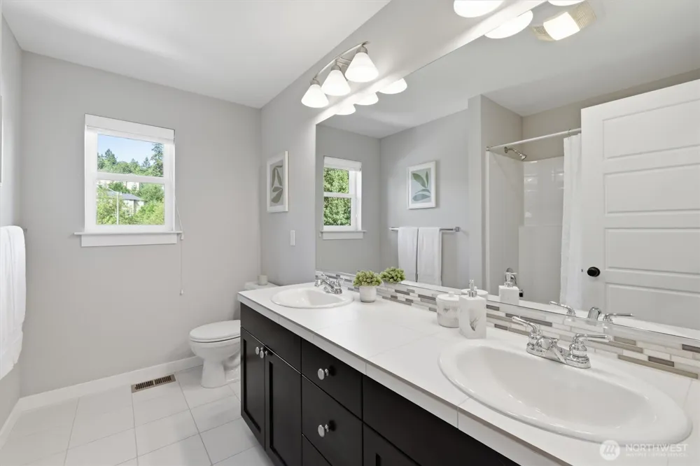 14813 99th Place NE Bothell, WA 98011