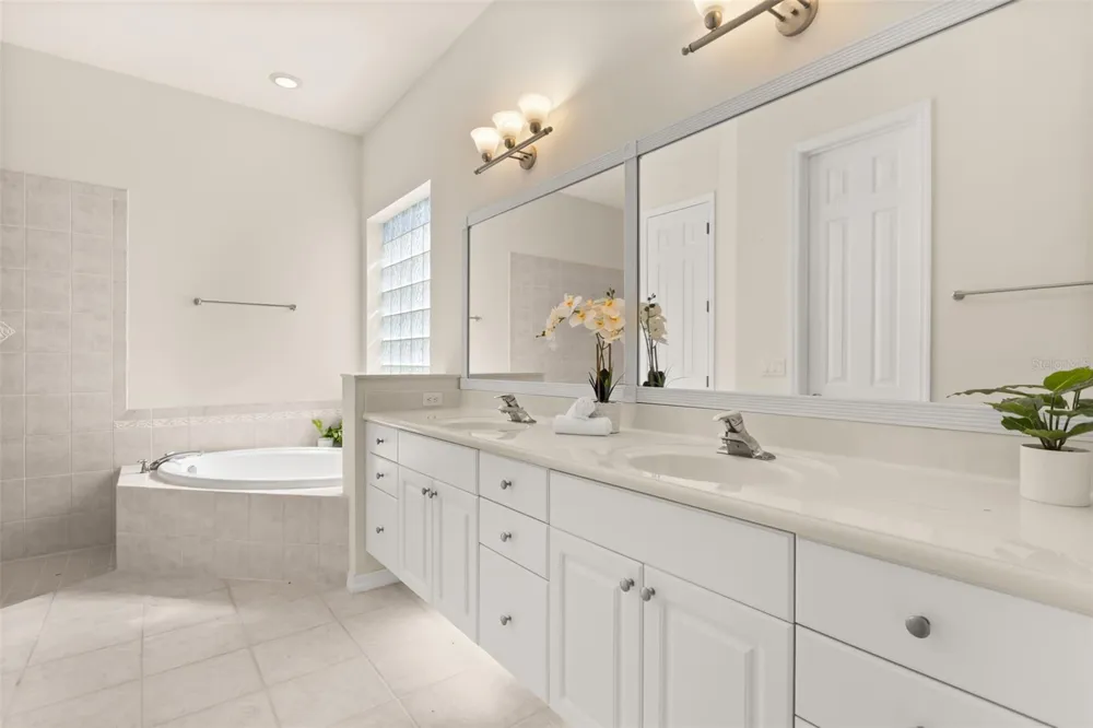 388 SOTHEBY WAY Debary, FL 32713