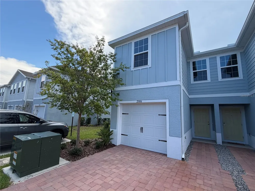 2006 EDISON POINTE BOULEVARD South Daytona, FL 32119