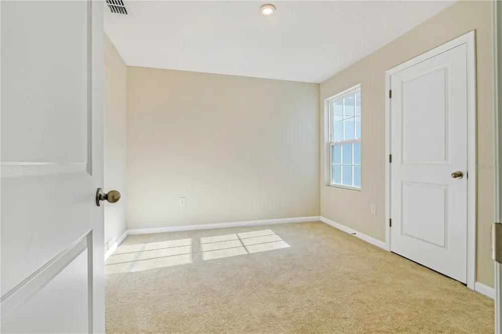 2006 EDISON POINTE BOULEVARD South Daytona, FL 32119