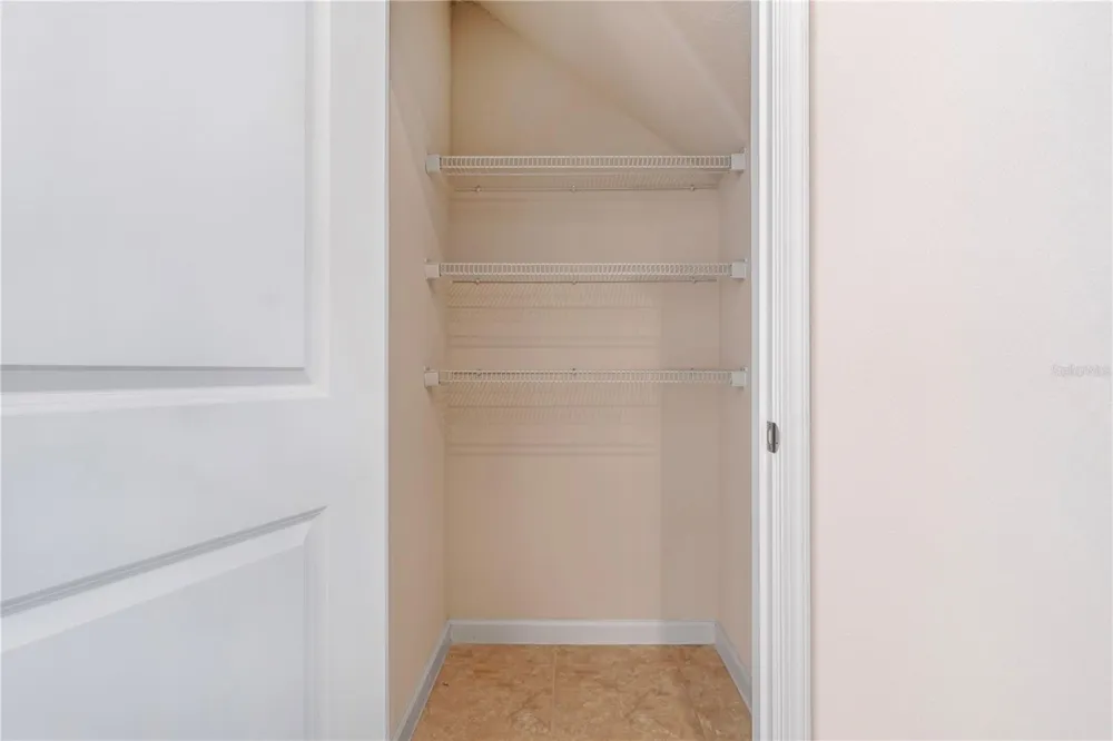 2006 EDISON POINTE BOULEVARD South Daytona, FL 32119