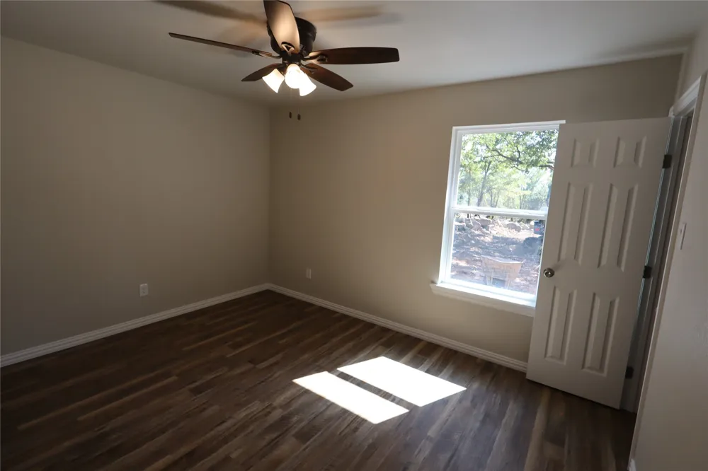 175 Lori Drive Mineral Wells, TX 76067