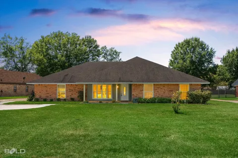 2107 Surrey Lane