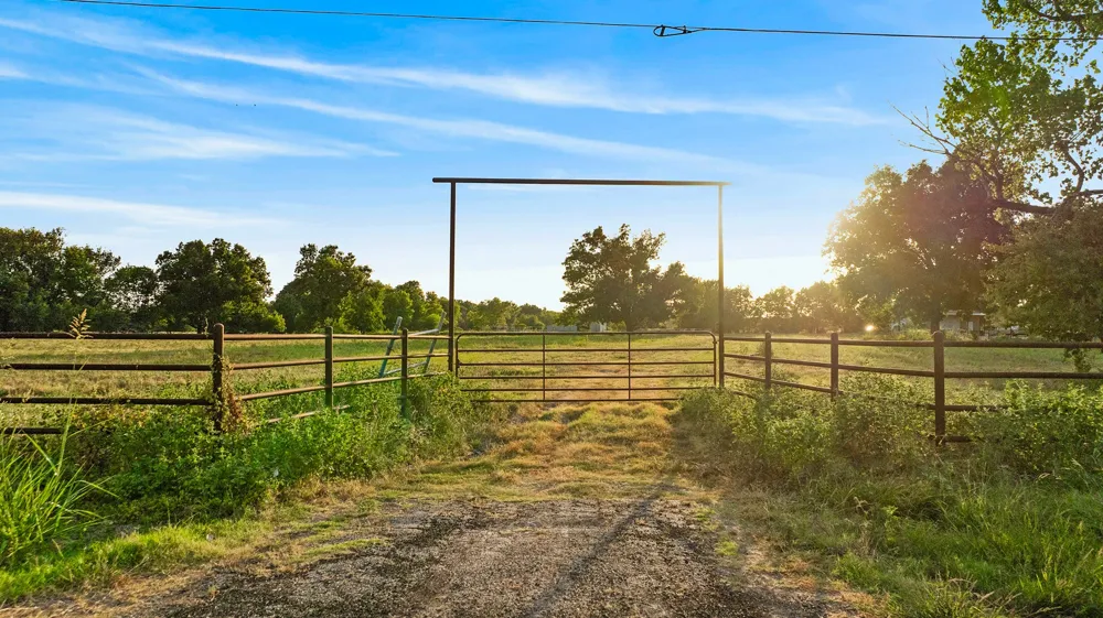 Hwy 24 Paris, TX 75462