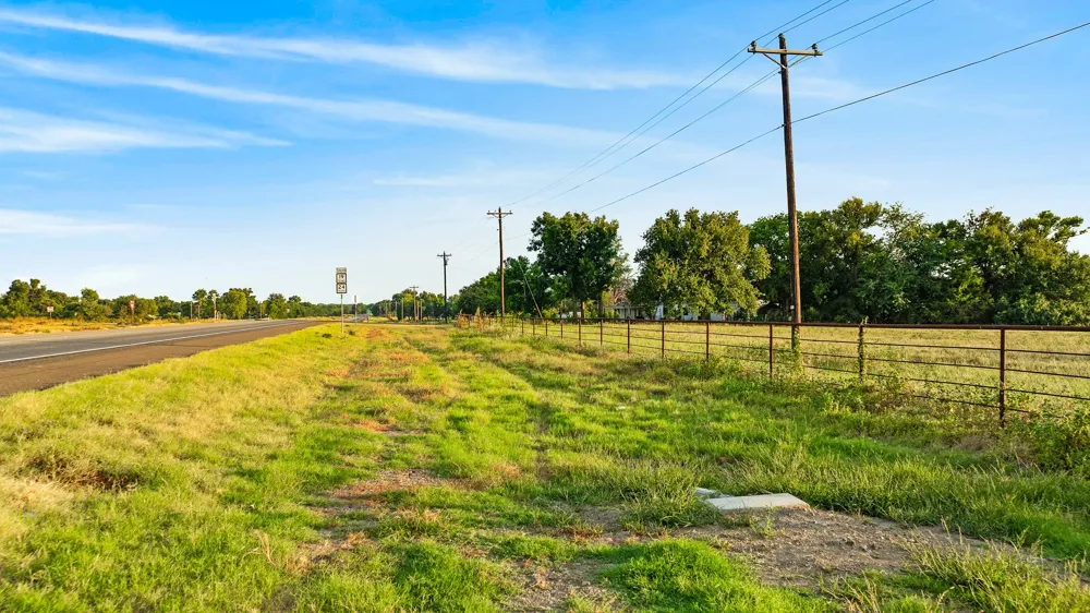 Hwy 24 Paris, TX 75462