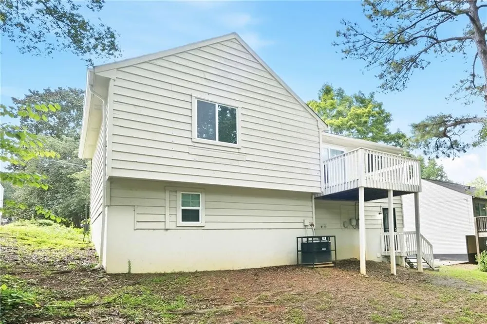 2078 Kimber Trail Stone Mountain, GA 30088