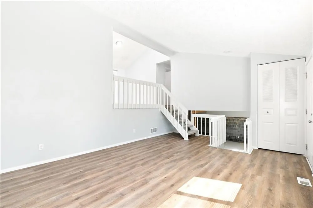 2078 Kimber Trail Stone Mountain, GA 30088