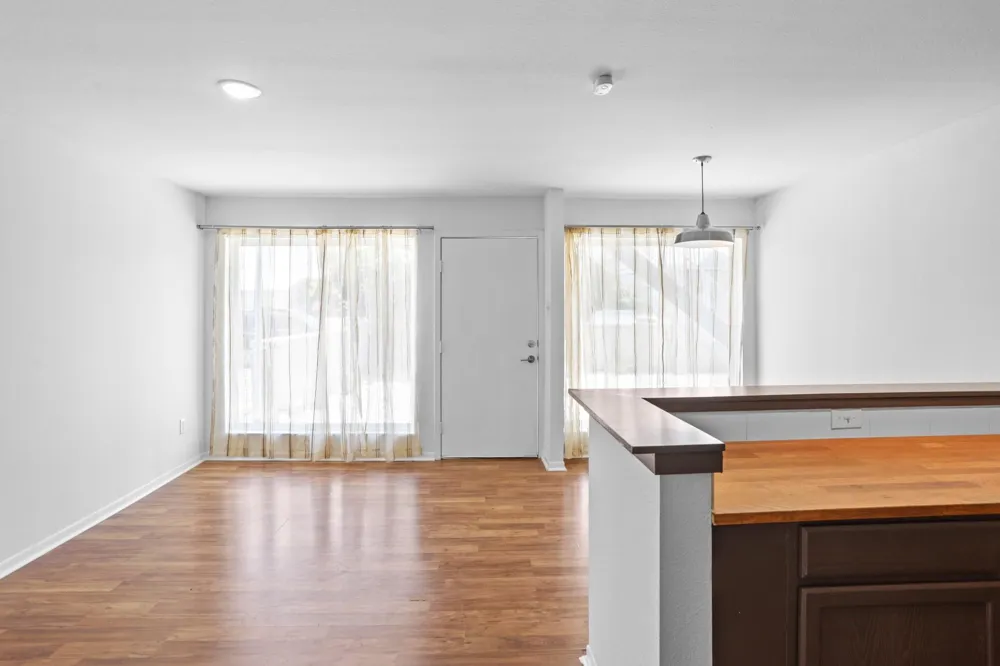 1408 Hughes Street #12 Houston, TX 77023