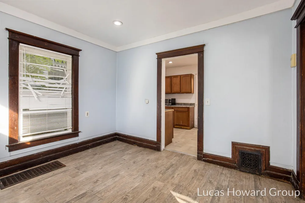 737 Dolbee Avenue SE Grand Rapids, MI 49506