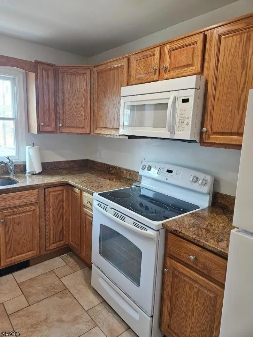 14 River Rd #A Unit A Fair Lawn, NJ 07410