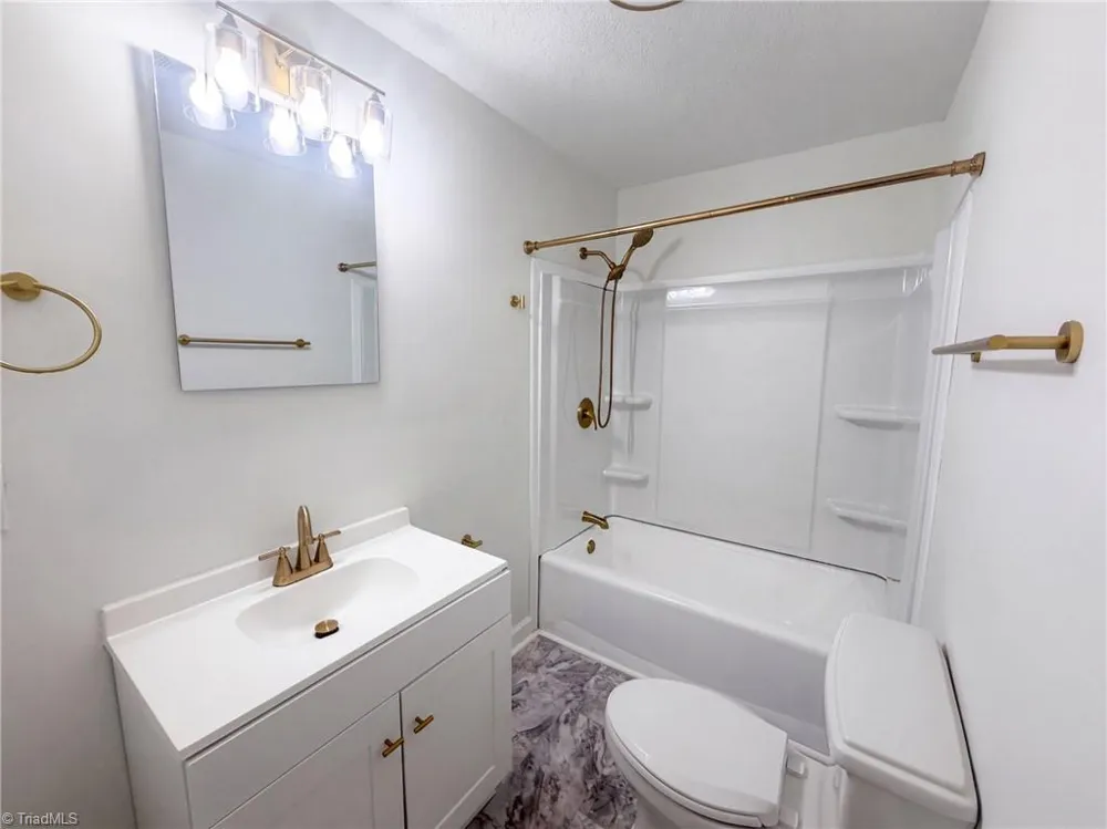 115 Roosevelt Street Eden, NC 27288