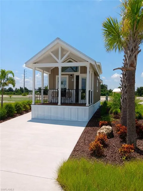 224 Riverclub Court