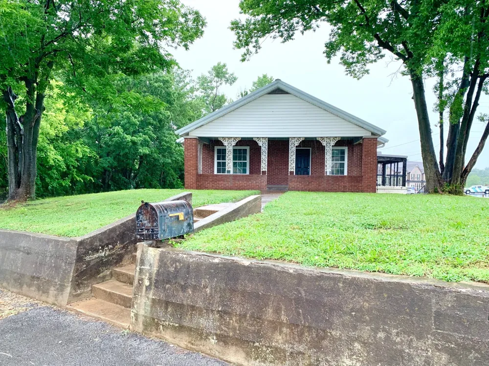 917 Sinclair Dr Clarksville, TN 37042