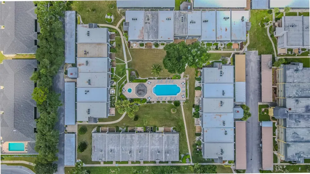 8765 BARDMOOR BOULEVARD #304 Seminole, FL 33777