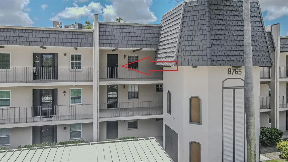 8765 BARDMOOR BOULEVARD #304 Seminole, FL 33777