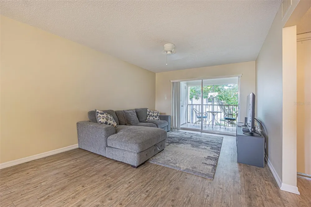 8765 BARDMOOR BOULEVARD #304 Seminole, FL 33777