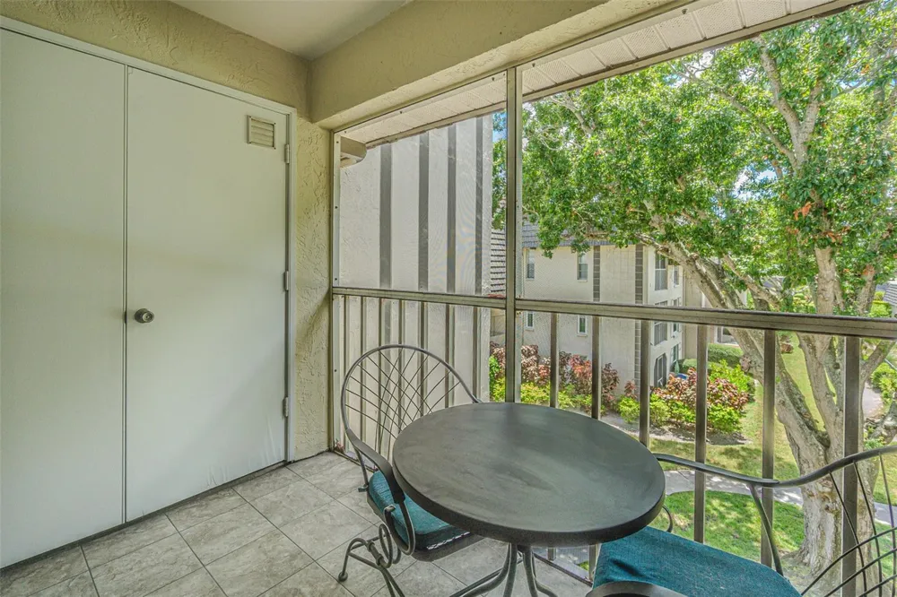 8765 BARDMOOR BOULEVARD #304 Seminole, FL 33777