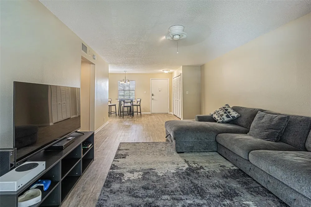 8765 BARDMOOR BOULEVARD #304 Seminole, FL 33777