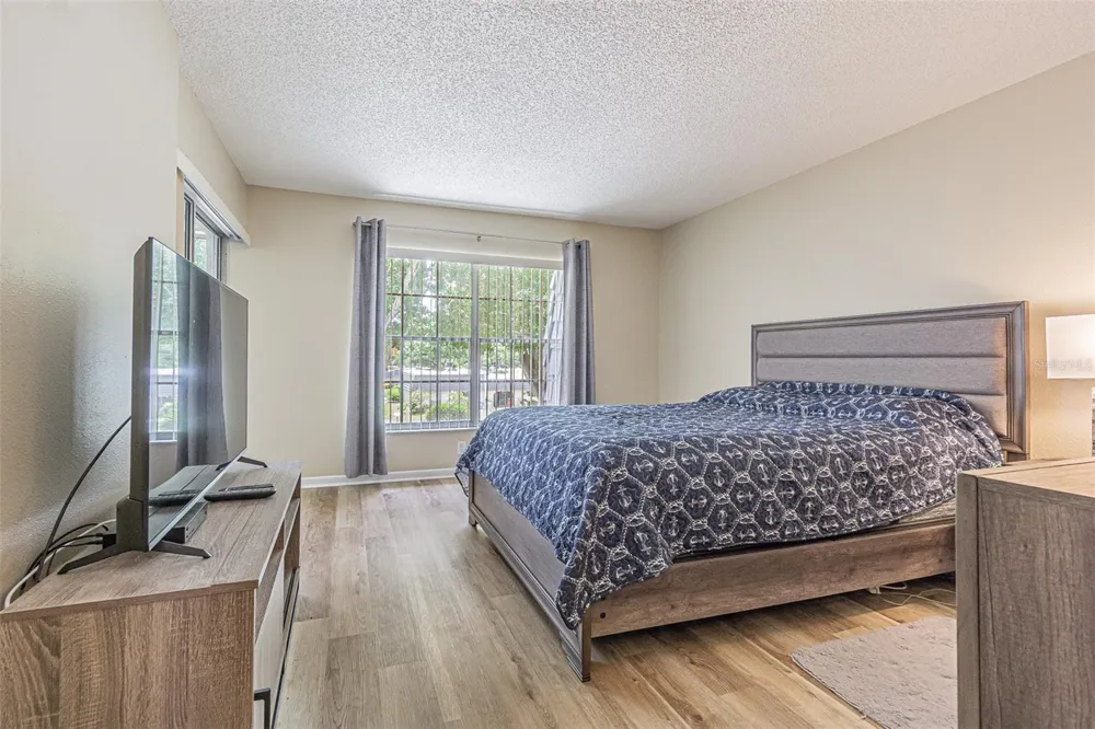 8765 BARDMOOR BOULEVARD #304 Seminole, FL 33777