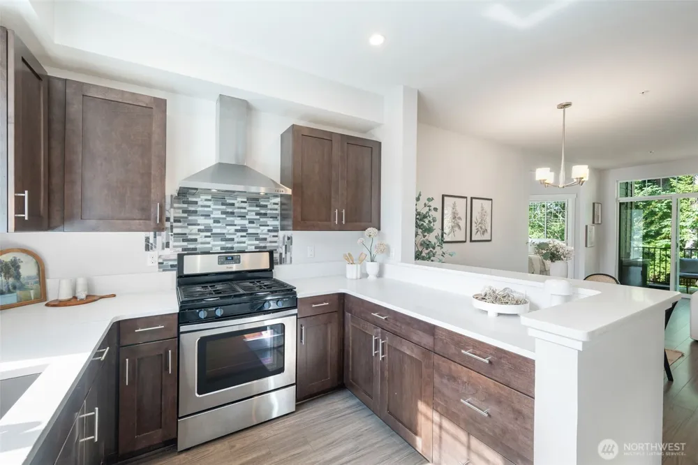 5985 185th Court NE #1-301 Redmond, WA 98052
