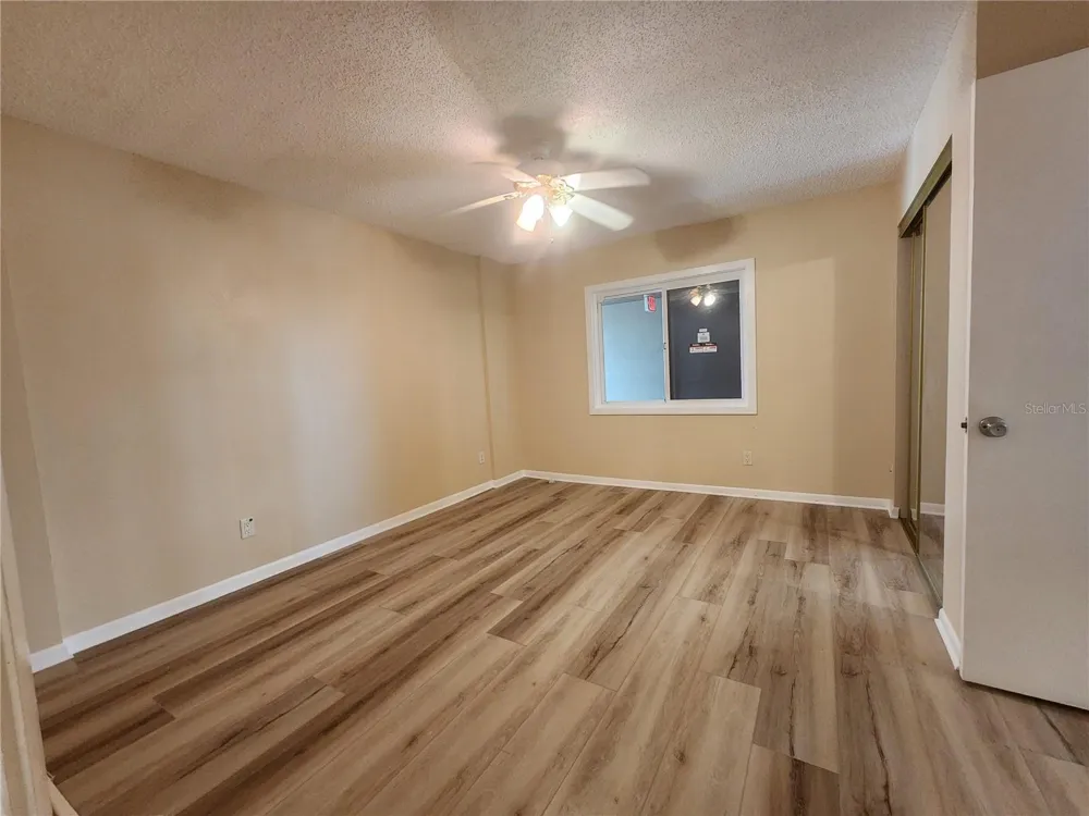 650 ISLAND WAY #302 Clearwater, FL 33767